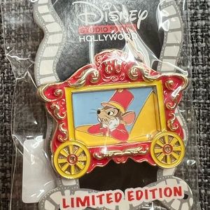 🖤2 for $63🖤 Disney Timothy LE 400 Pin DSSH